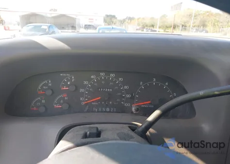 2001 Ford F-250 Lariat/Xl/Xlt из США, поврежденный, VIN 1FTNX20L01ED77861